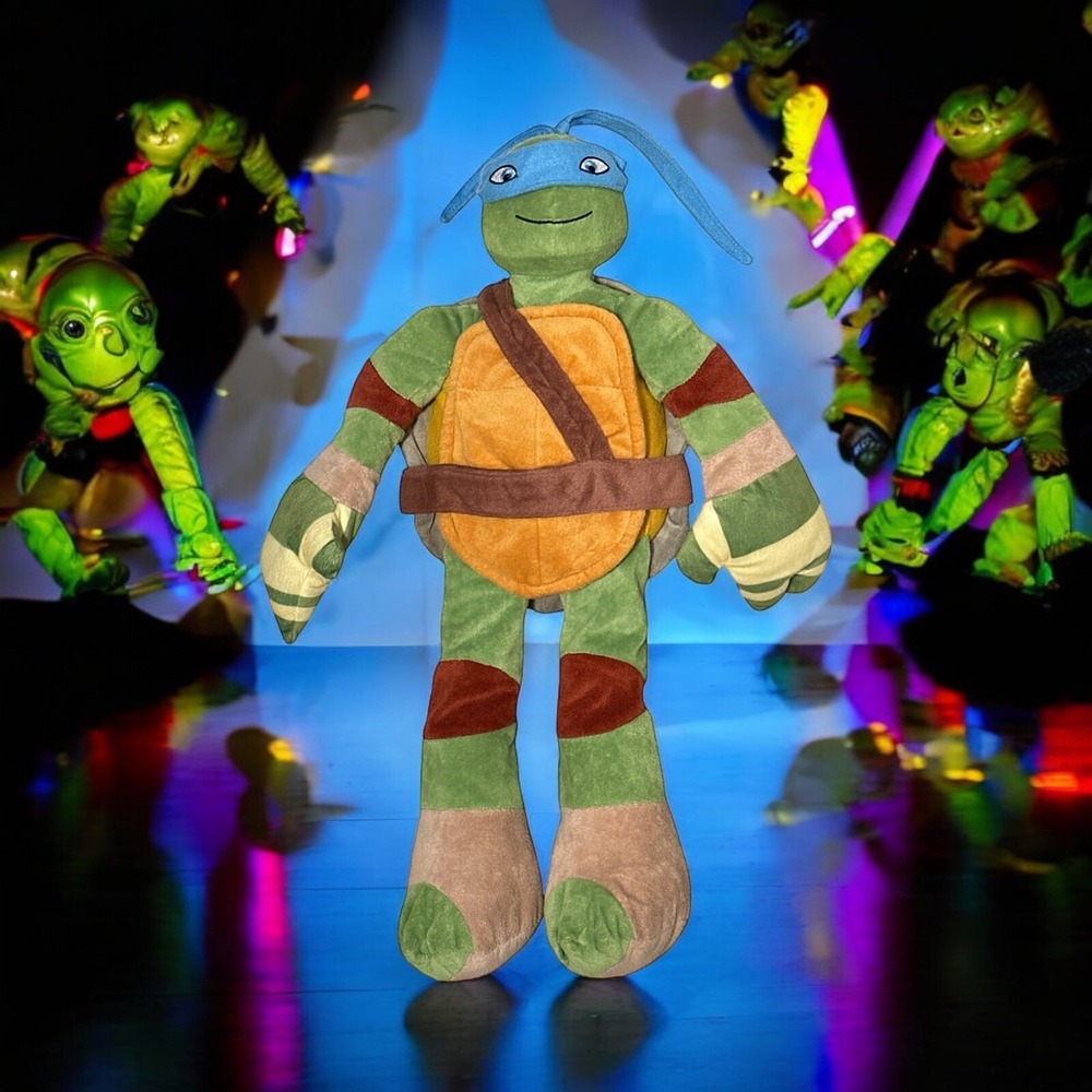 Teenage Mutant Ninja Turtles Leonardo Large Nickelodeon Plush ***MISSING TAGS***